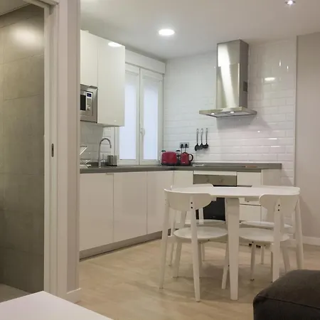 Apartament Arenal Preciados *