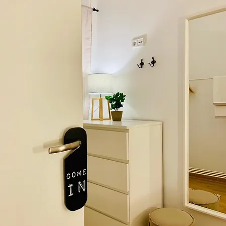 Apartment Anton Martin I Madrid