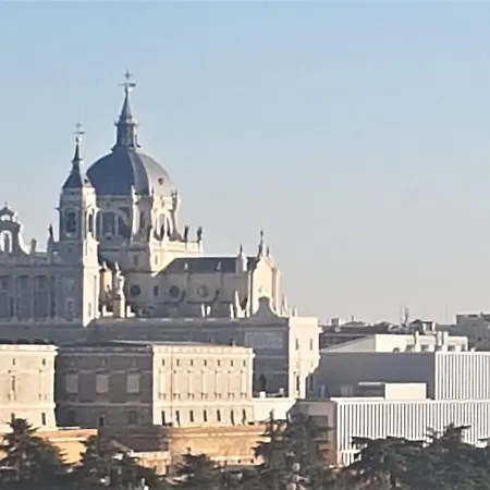 Alojamiento Plaza Espana Pensión Madrid