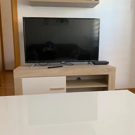 Apartment Apartamento Nuevo Cerca Del Autobus Y Metro Con Piscina Madrid