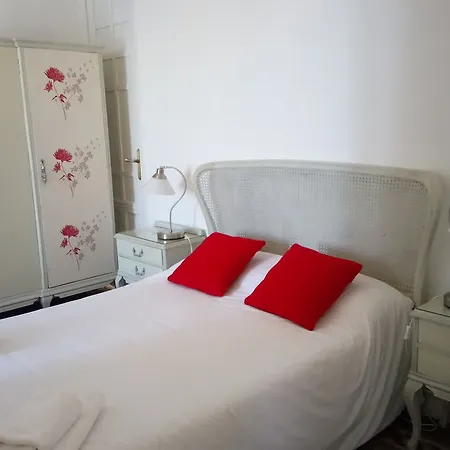 Imagine Apartment *