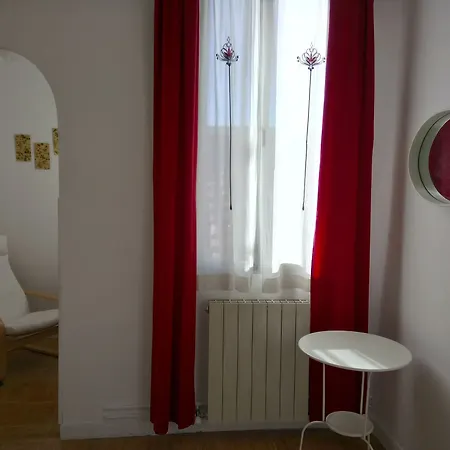 Imagine Apartment
