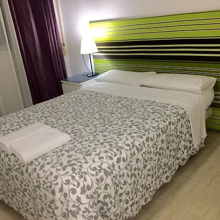 Arguellesapartaments Apartment Madrid