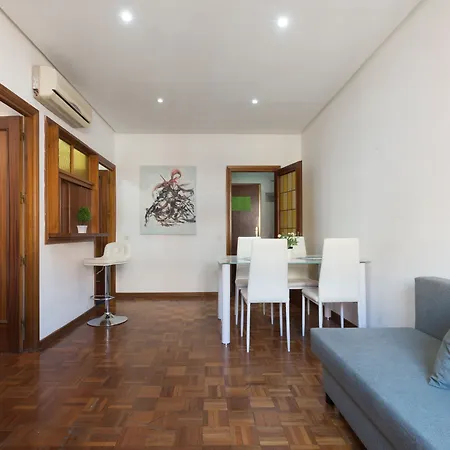 Arguellesapartaments * Madrid