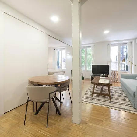 Apartment Bright & Cosy In Puerta Del Sol By Allo Housing.