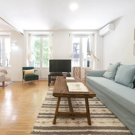 Bright & Cosy In Puerta Del Sol By Allo Housing. Madrid