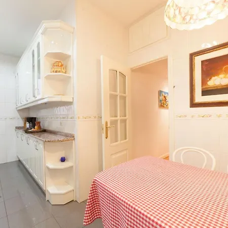 Classical Flat In Barrio Salamanca By Allo Housing Madrid