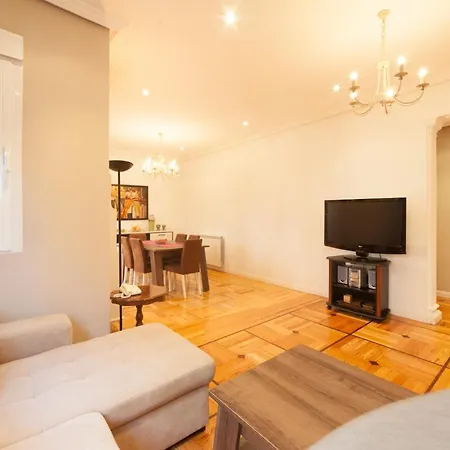 Classical Flat In Barrio Salamanca By Allo Housing * Madrid