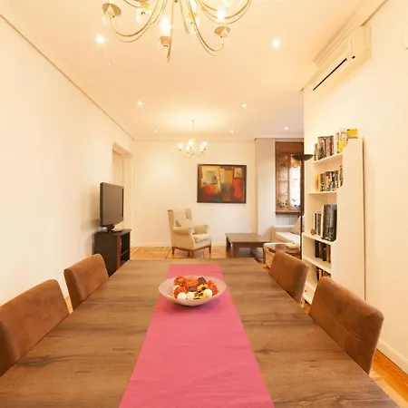 Classical Flat In Barrio Salamanca By Allo Housing Madrid