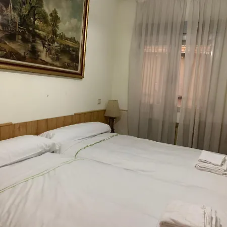 Torr Av America - Lopez De Hoyos - Chamartin Apartment Madrid