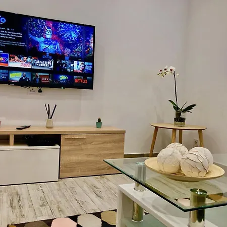 Apartamento Lopez Grass - Nuevo, A/a, Wifi, Tranquilo, Bien Comunicado * Madrid