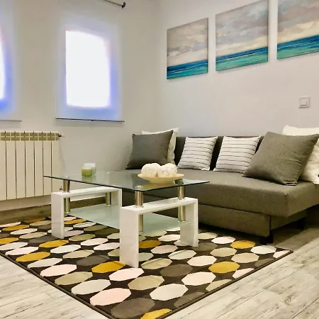 Apartamento Lopez Grass - Nuevo, A/a, Wifi, Tranquilo, Bien Comunicado