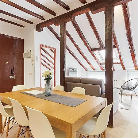 Leeways Xxix In Gran Via Apartment Madrid