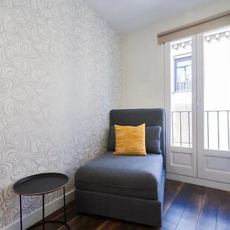 Apartment Relatores
