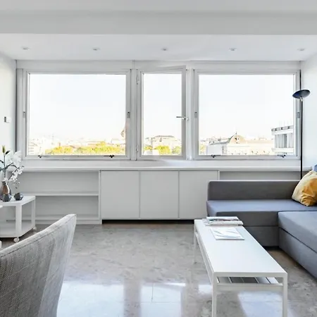 Urbantec Realty - Plaza De Colon