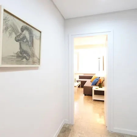 Urbantec Realty - Plaza De Colon Madrid