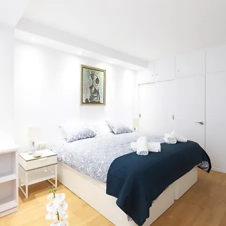 Urbantec Realty - Plaza De Colon