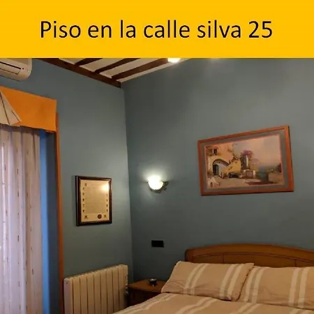 Y Estudio En La Calle Silva Apartment