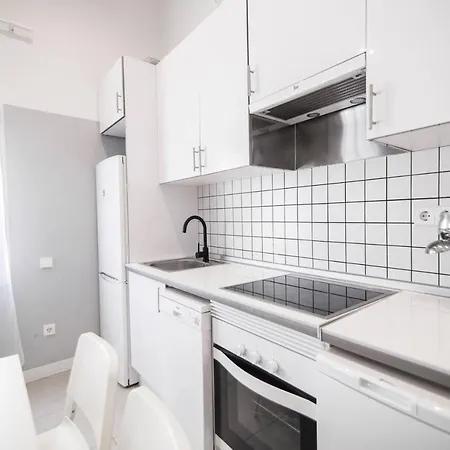 Malasaaa Dreaming Wifi - A/c Apartment