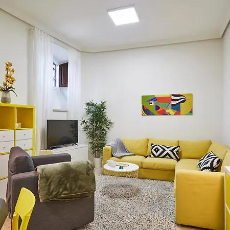 Leeways In Oriente Apartment