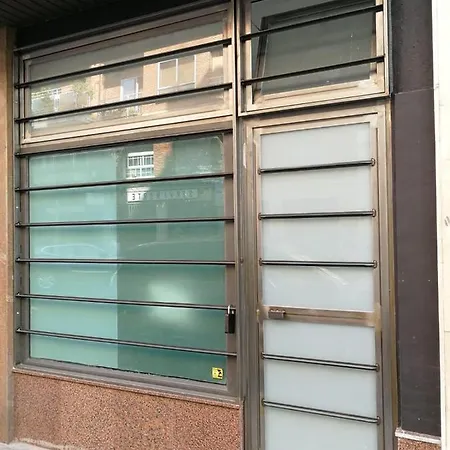 Moderno Apartamento Con Wifi Y Aire Acondicionado * Madrid