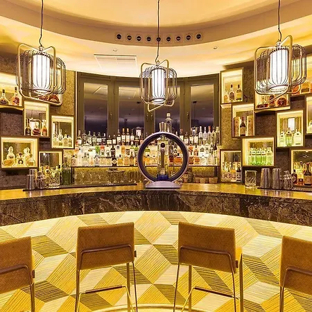Emperador 4*