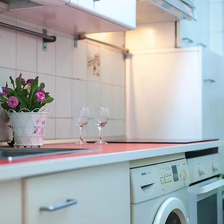 Apartamento LA LATINA I - PUERTA DE TOLEDO I - ElevenHost *