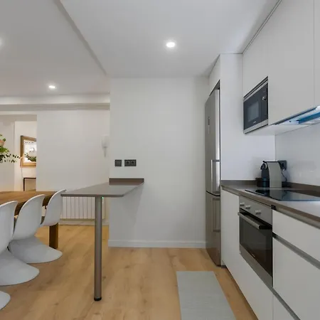 Apartment Relatores