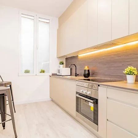 Marvelous Duplex 3 Bedrooms In La Latina By Batuecas *
