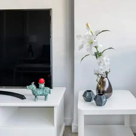 Urbantec Realty - Plaza De Colon *