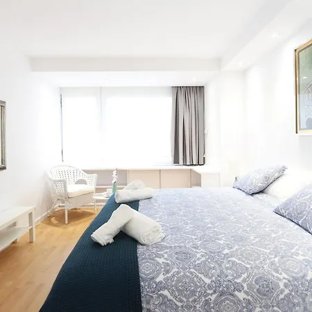 Urbantec Realty - Plaza De Colon *