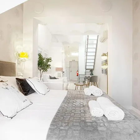 Genteel Plaza Mayor Apartment *