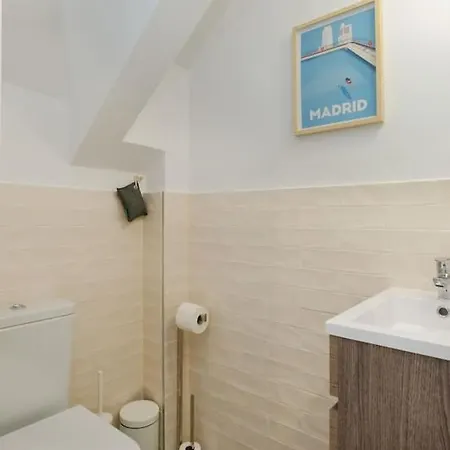 Precioso Atico Con Terraza En El Centro De Amazing Penthouse In Center Apartment *