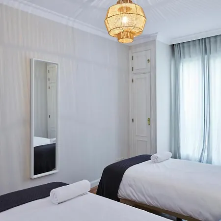 Exclusive Penthouse In Puerta De Alcala