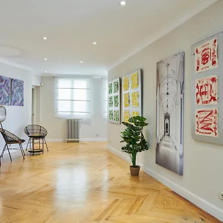 Exclusive Penthouse In Puerta De Alcala