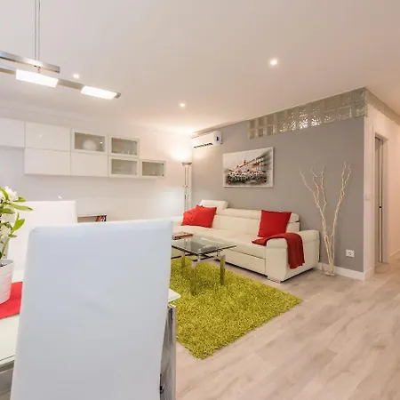 Plaza Mayor Deluxe Apartment