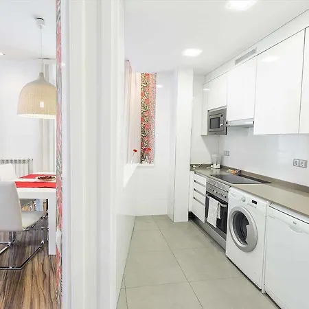Smartrental Gran Via Apartment *