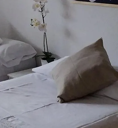 Pradera San Isidro 1 *