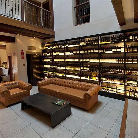 Del Leon De Oro Boutique 4*