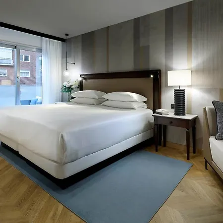 Hyatt Regency Hesperia Hotel 5*