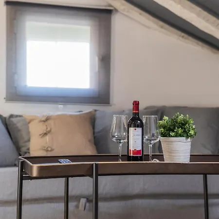 Apartment For You La Latina Ecm18 *