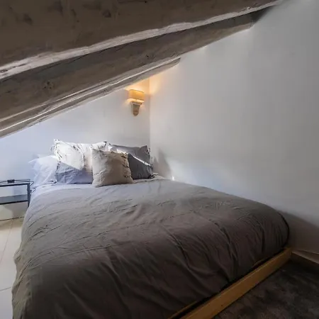 Apartment For You La Latina Ecm18 *