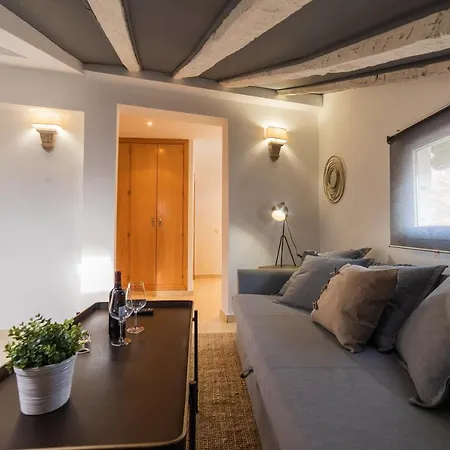 Apartment For You La Latina Ecm18 *