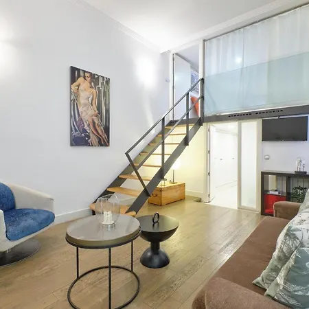 Marogo La Latina Apartmán *