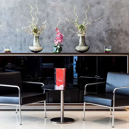 Ab Rivas, Ascend Collection Hotel