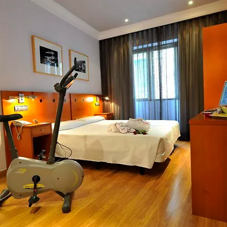 Hotel Petit Palace Cliper-gran Via