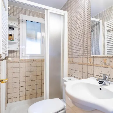 Holiday home Casa Confortable - Junto A Ifema Y Aeropuerto Madrid
