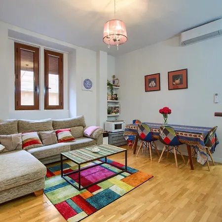Beautiful Big Condominium In The Historical Center Apartamento Madrid
