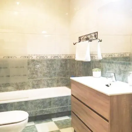 En Carretas - Puerta Del Sol Apartamento *