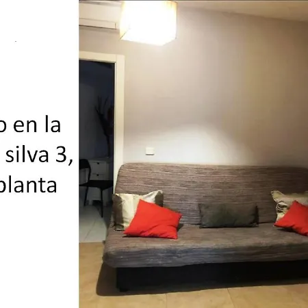 Y Estudio En La Calle Silva Apartment